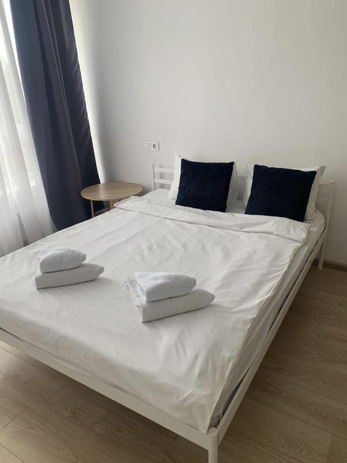Nyvky Like Home - Studio - Apt 21 Kiew Exterior foto