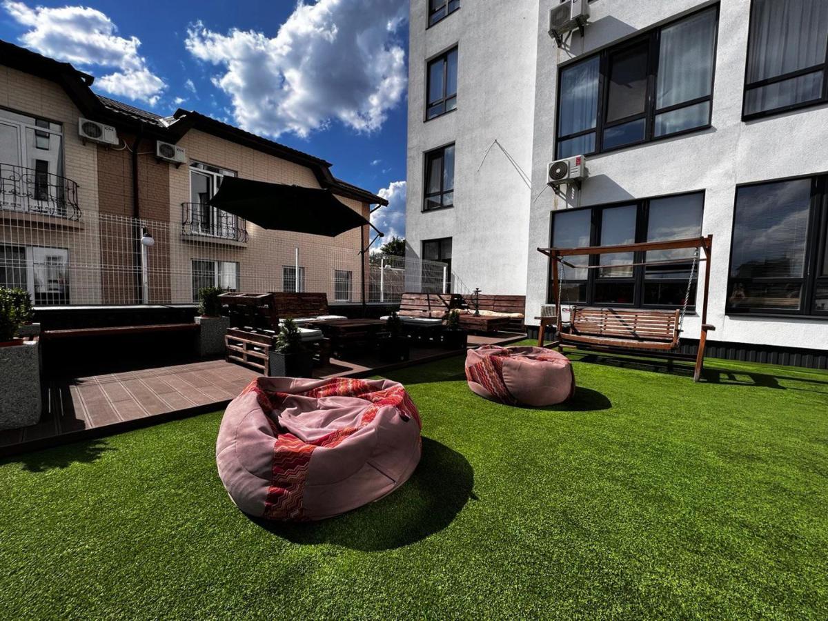 Nyvky Like Home - Studio - Apt 21 Kiew Exterior foto